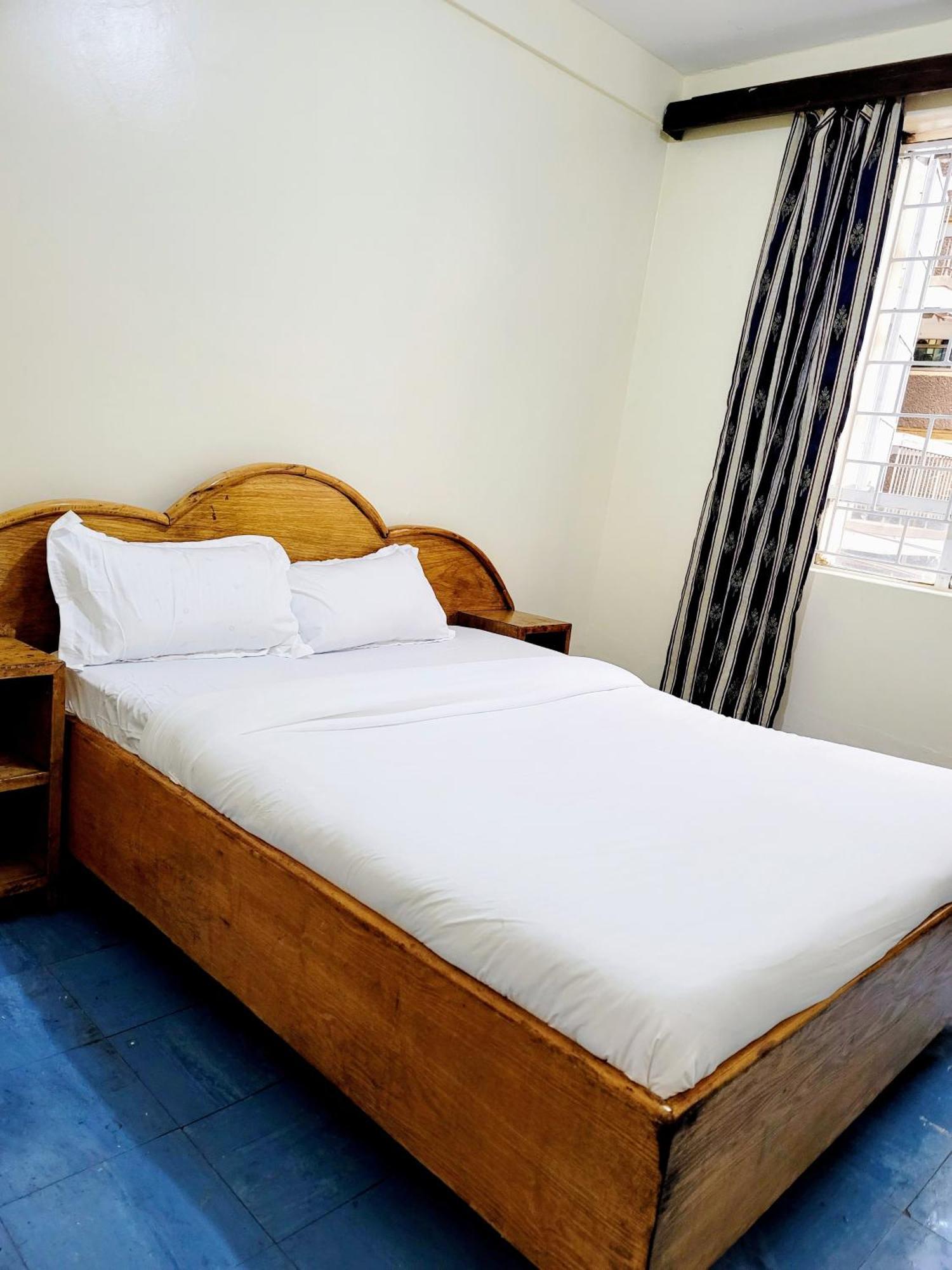 City Breeze Cbd Найроби Экстерьер фото